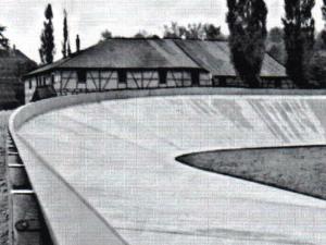 Archivbild: Neueröffnung der neu gebauten Geraer Radrennbahn am 26.05.1957