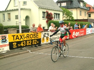 Matthias Plarre im Alleingang zum Sieg im Jugend-Rennen
