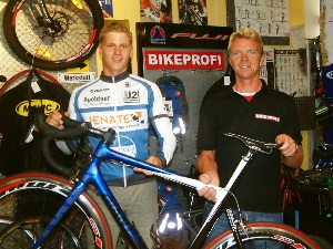 Förderung für Landesmeister Martin Brand durch Bikeprofi Frank Häßelbarth