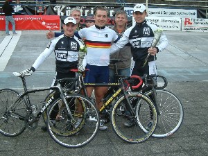 Geras derzeit erfolgreichste Radsportler zeigten ihr Können beim "Herrmann-Rühmann SprintCup" auf der Geraer Radrennbahn.