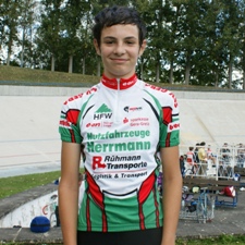 Erik Schiller konnte das Rennen der U15-Schüler Rund ums Gewerbegebiet in Sömmerda gewinnen.